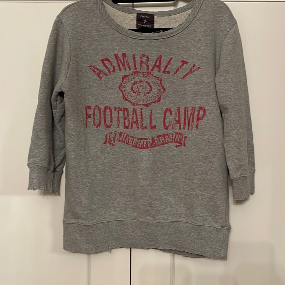 Sweatshirt